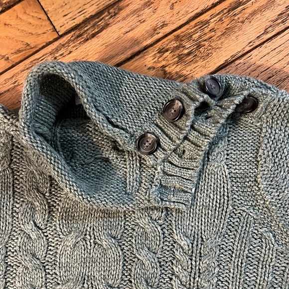 Women’s Petite M Sweater Bundle Lriced Cheap to Move! - Picture 8 of 8